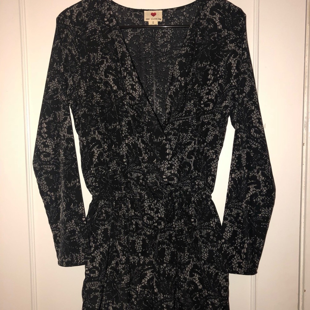Long-sleeve romper